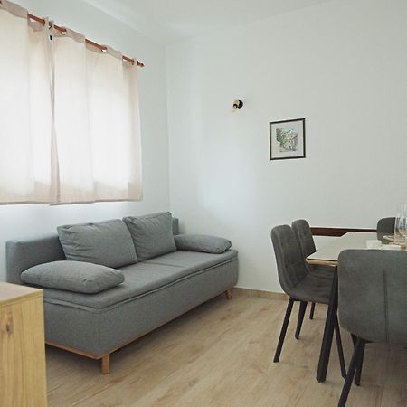 Apartmani Tomica Jesenice (Split-Dalmatia) Exterior foto