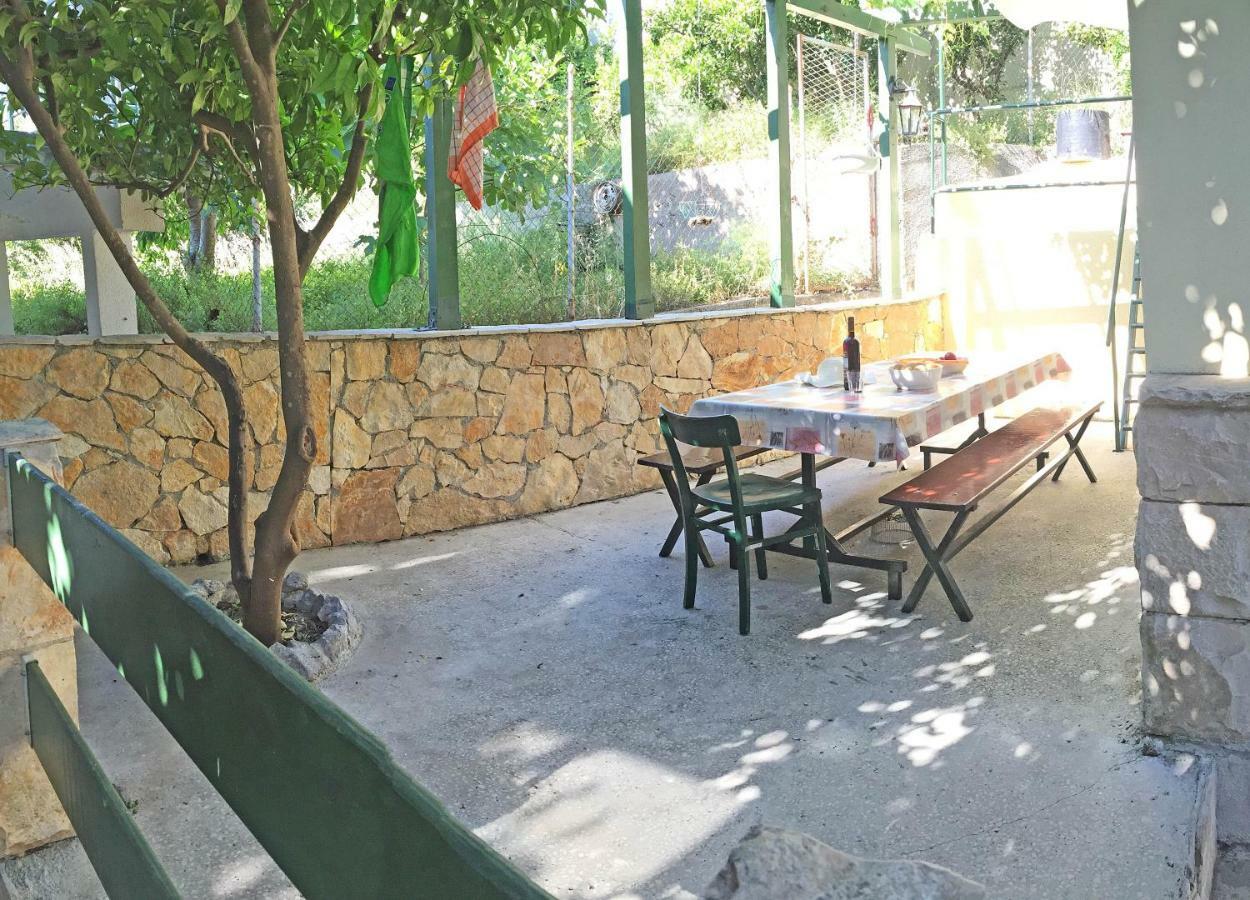 Apartmani Tomica Jesenice (Split-Dalmatia) Exterior foto